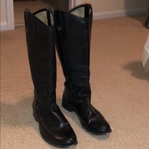 Frye Melissa Button Boots; size 8